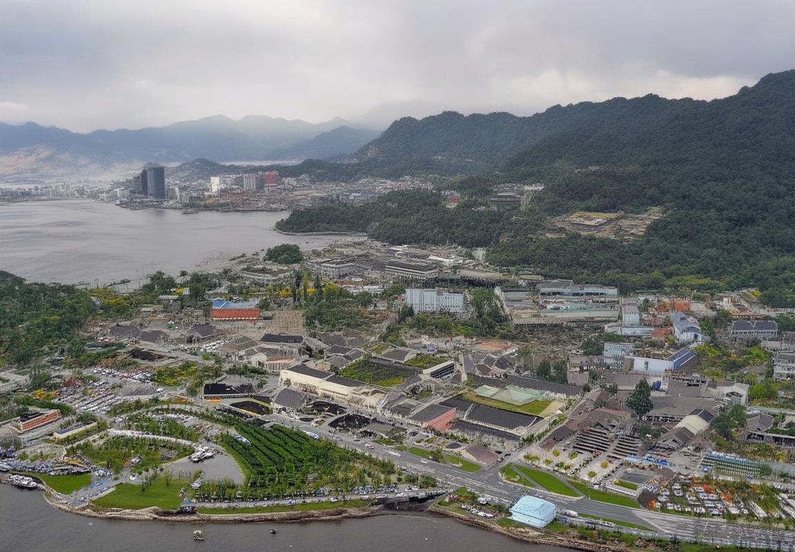 火箭主场迎战骑士：申京缺阵下乌度卡战术调整激活团队胜利，整体性打法击溃骑士